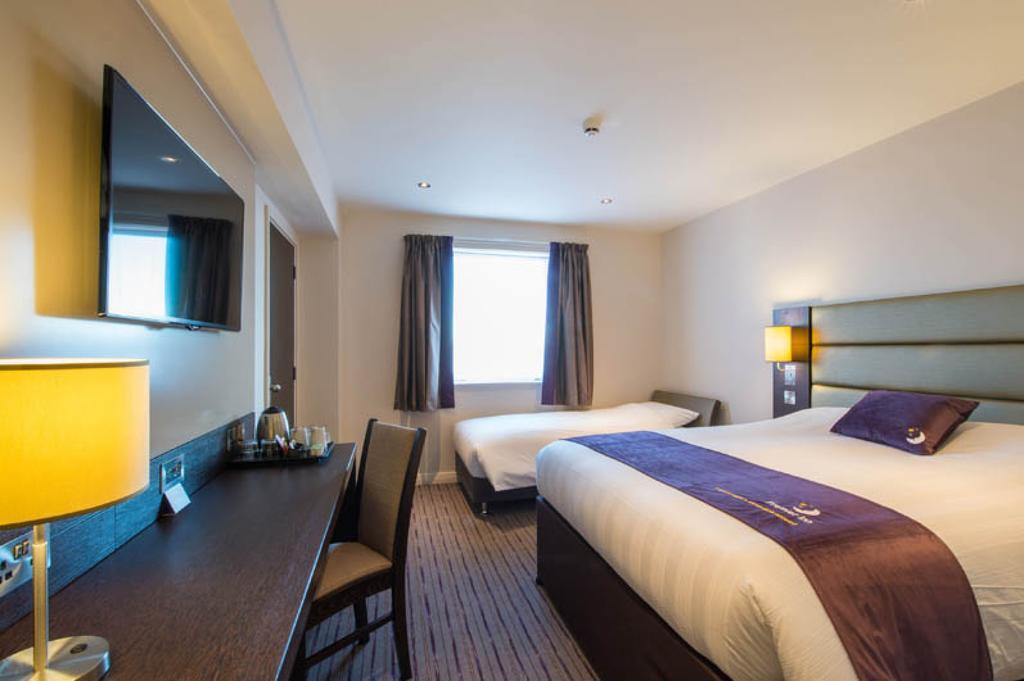 Premier Inn London Kew Bridge Habitación foto